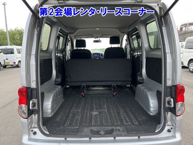 NISSAN NV200 2018