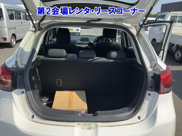 MAZDA DEMIO 2016
