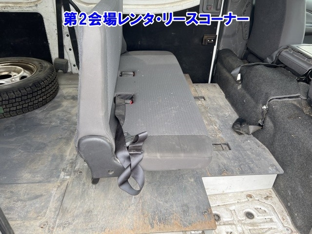 NISSAN CARAVAN VAN 2019
