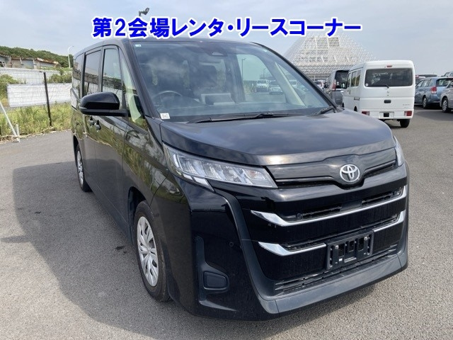 TOYOTA NOAH 2022