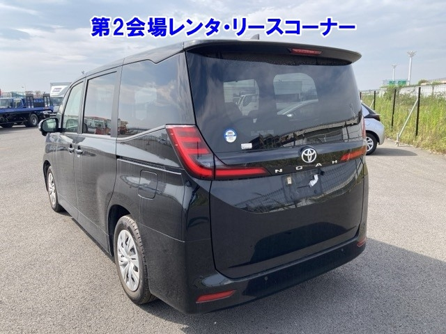 TOYOTA NOAH 2022
