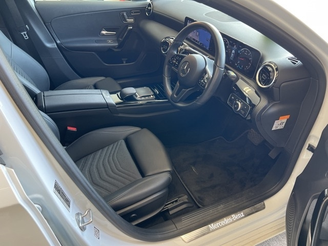 MERCEDES BENZ A CLASS 2020