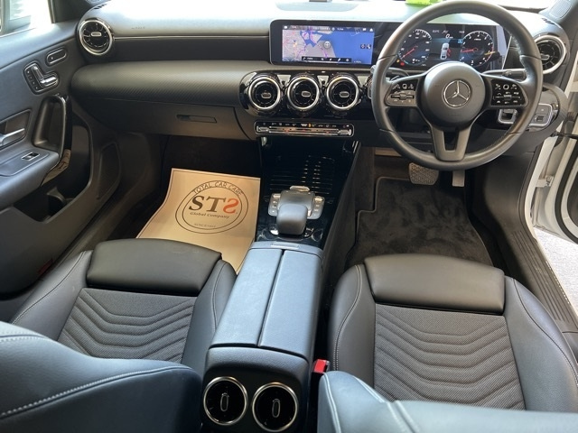 MERCEDES BENZ A CLASS 2020