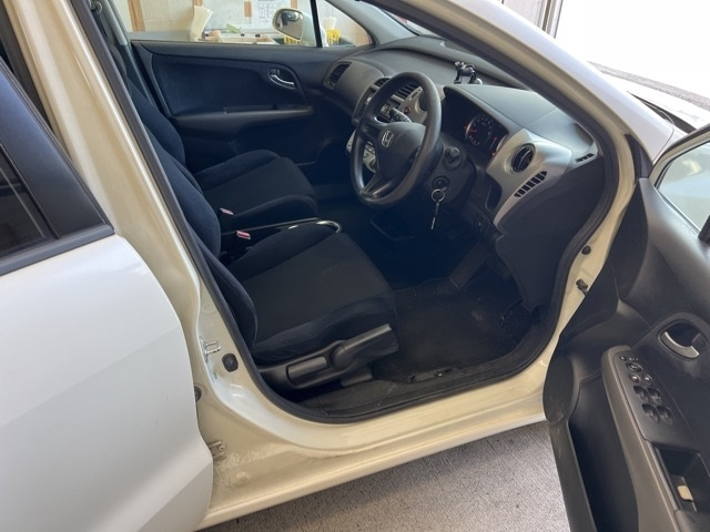 HONDA STREAM 2008