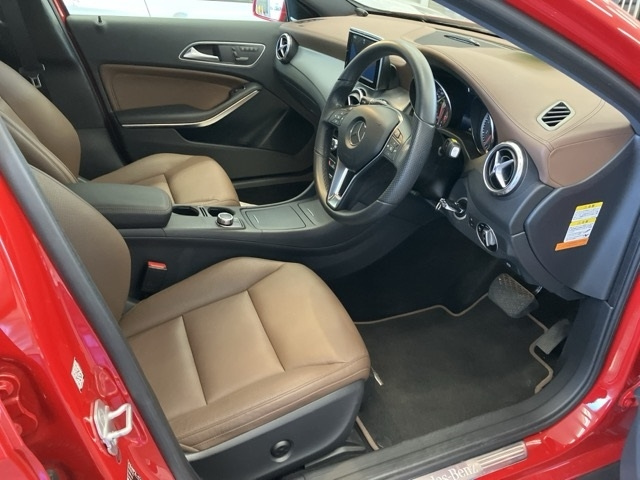 MERCEDES BENZ GLA CLASS 2015