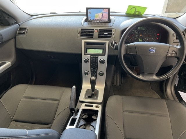 VOLVO V50 2010