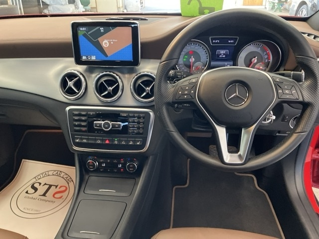 MERCEDES BENZ GLA CLASS 2015