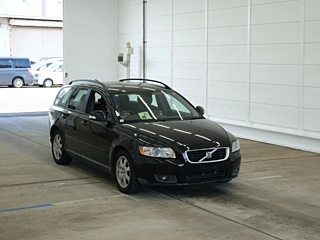 VOLVO V50 2010