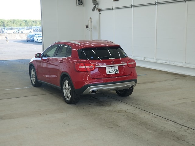 MERCEDES BENZ GLA CLASS 2015