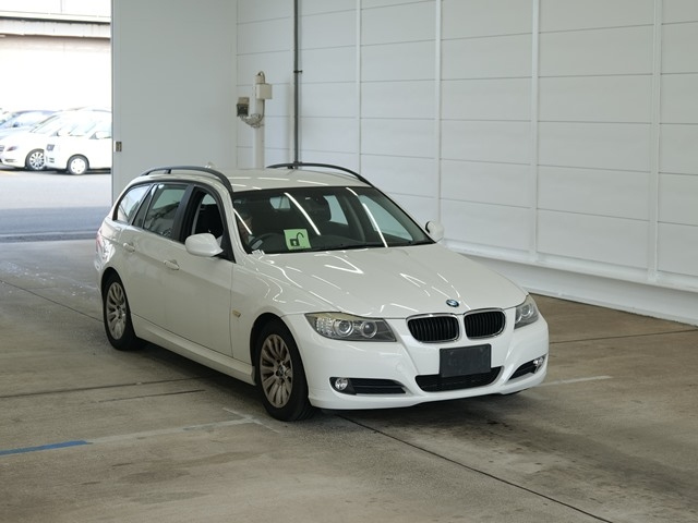 BMW 3 SERIES 2009