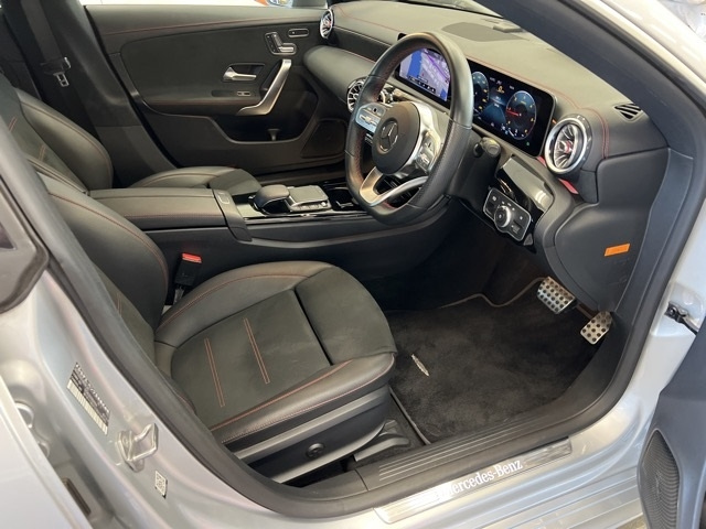 MERCEDES BENZ CLA CLASS 2020