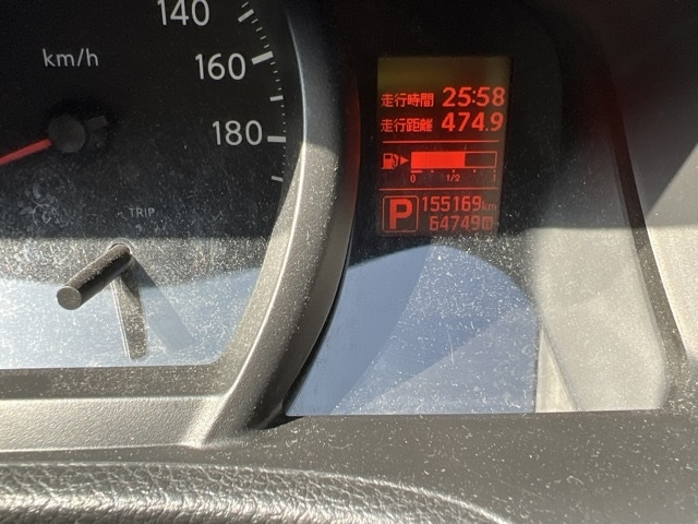 NISSAN NV200 2019