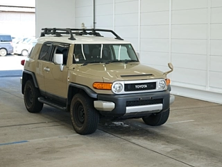 TOYOTA FJ CRUISER 2011