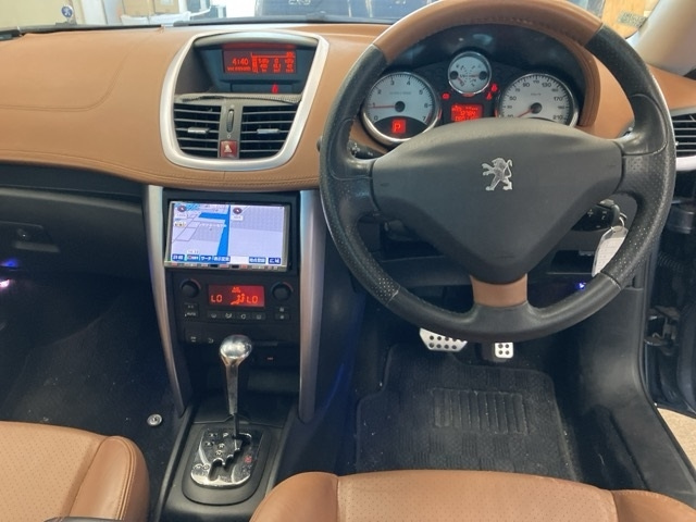 PEUGEOT 207 2008