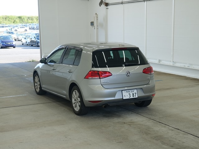 VOLKSWAGEN GOLF 2013
