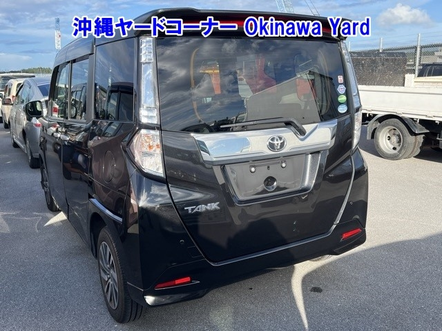 TOYOTA TANK 2018