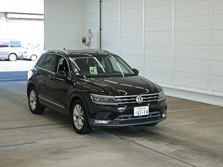 VOLKSWAGEN TIGUAN 2017