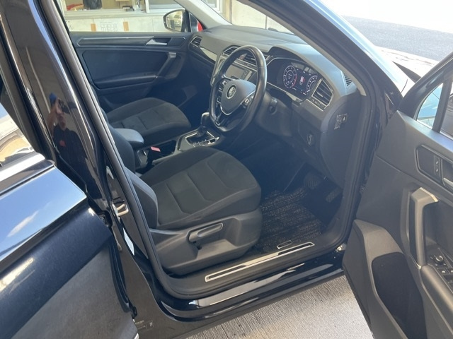 VOLKSWAGEN TIGUAN 2017