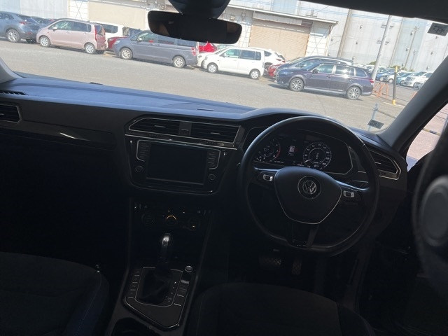 VOLKSWAGEN TIGUAN 2017