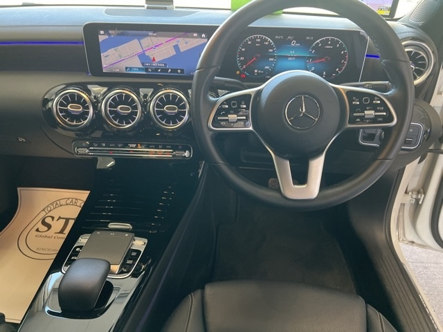 MERCEDES BENZ A CLASS 2020