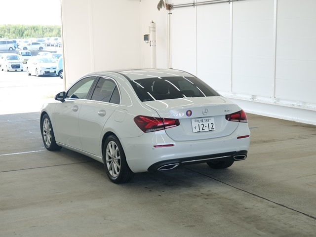 MERCEDES BENZ A CLASS 2020
