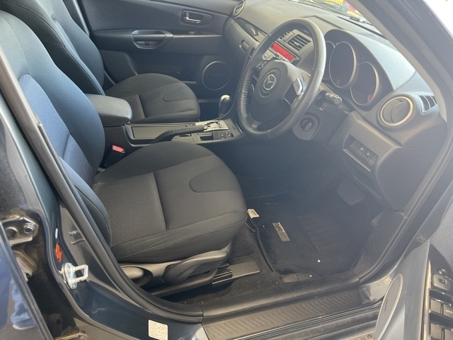 MAZDA AXELA 2008