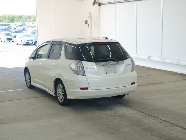 HONDA FIT SHUTTLE 2013