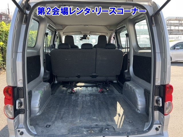NISSAN NV200 2020
