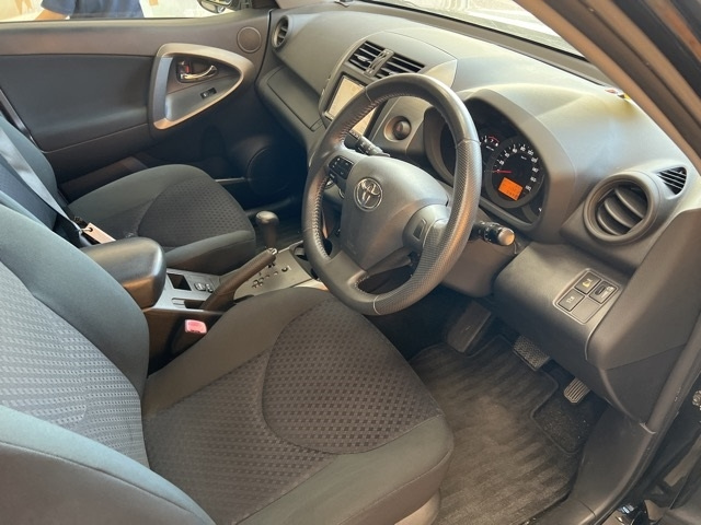 TOYOTA VANGUARD 2010