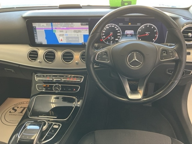 MERCEDES BENZ E CLASS 2016
