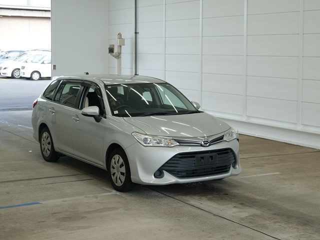 TOYOTA COROLLA FIELDER 2016