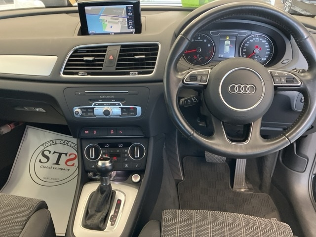 AUDI Q3 2018