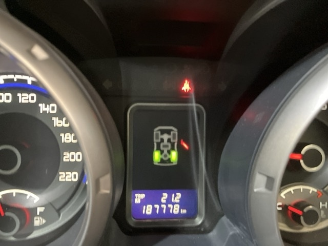 MITSUBISHI PAJERO 2011