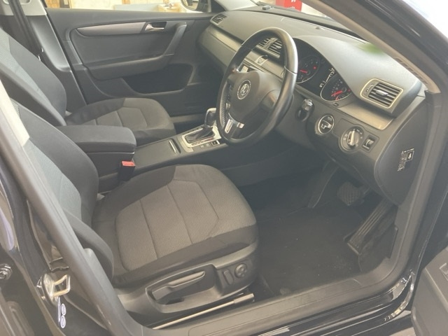 VOLKSWAGEN PASSAT VARIANT 2013