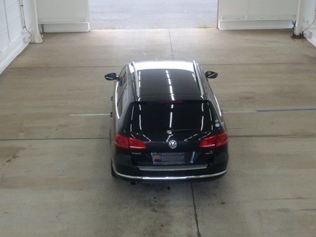 VOLKSWAGEN PASSAT VARIANT 2013