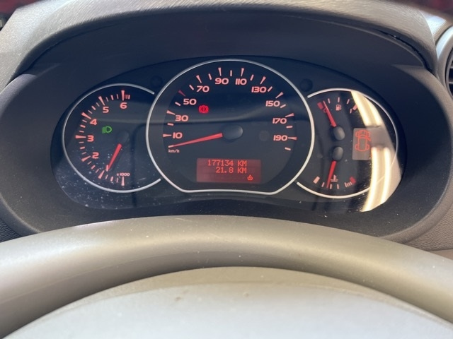RENAULT KANGOO 2010