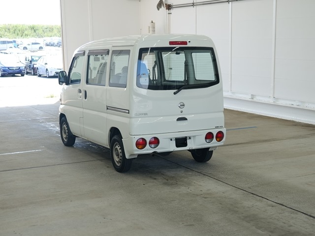 NISSAN CLIPPER VAN 2011