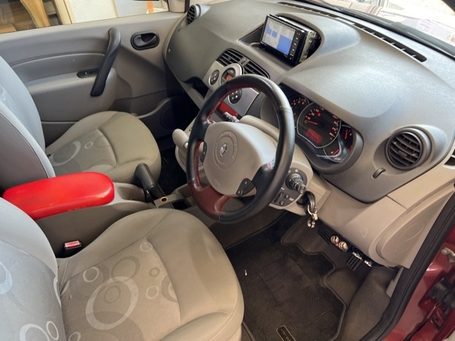 RENAULT KANGOO 2010