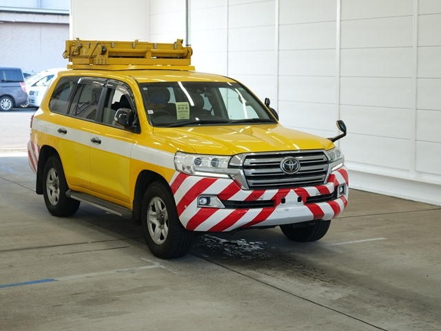 TOYOTA LAND CRUISER 2017