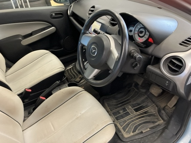 MAZDA DEMIO 2008