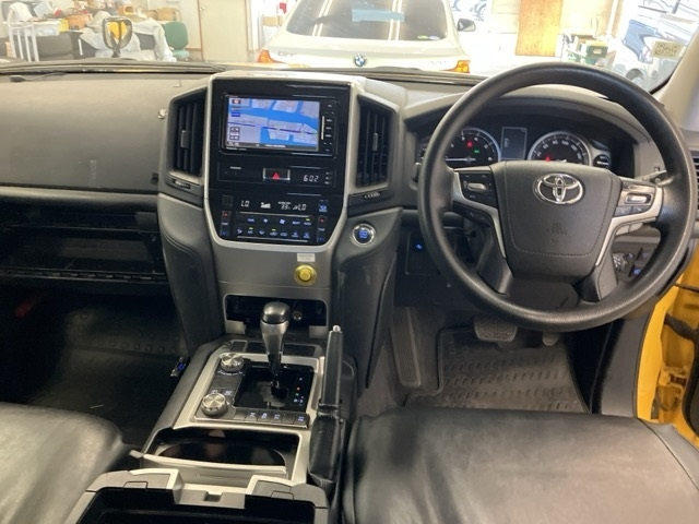 TOYOTA LAND CRUISER 2017