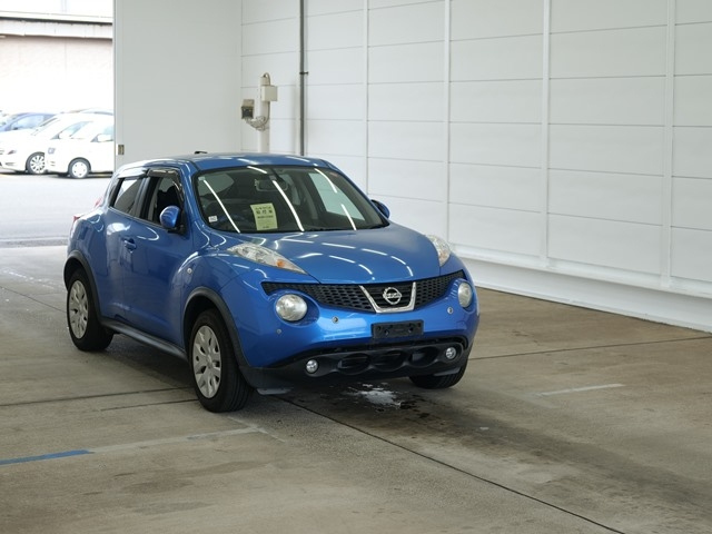 NISSAN JUKE 2010