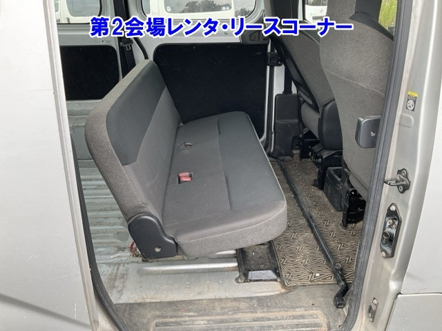 NISSAN NV200 2017