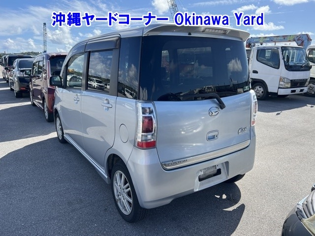 DAIHATSU TANTO EXE 2010