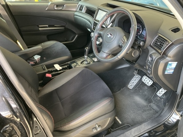 SUBARU EXIGA 2014