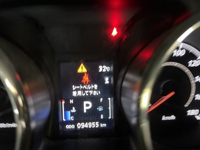 MITSUBISHI DELICA D5 2012