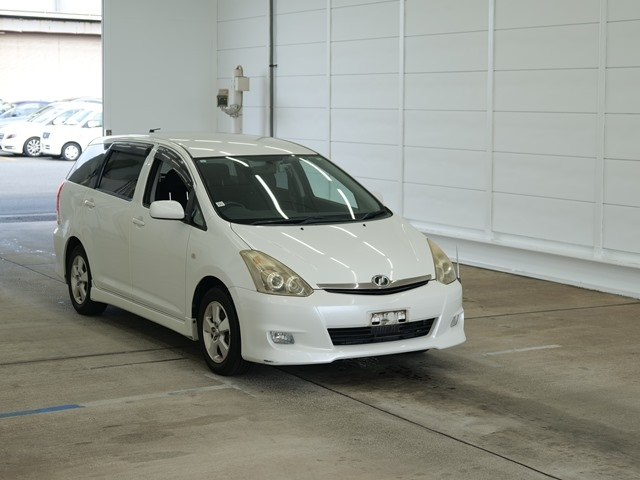 TOYOTA WISH 2009