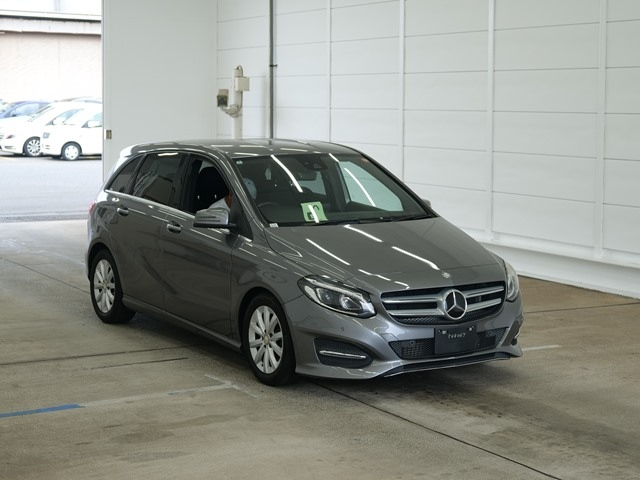 MERCEDES BENZ B CLASS 2015