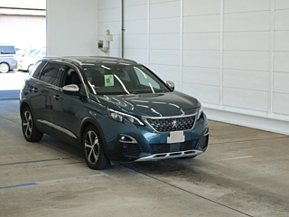 PEUGEOT 5008 2018