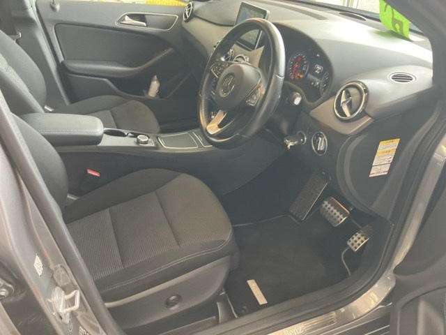 MERCEDES BENZ B CLASS 2015